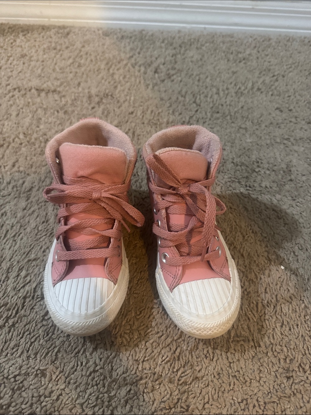 Converse Kids High-Top Sneakers in Dusty Pink